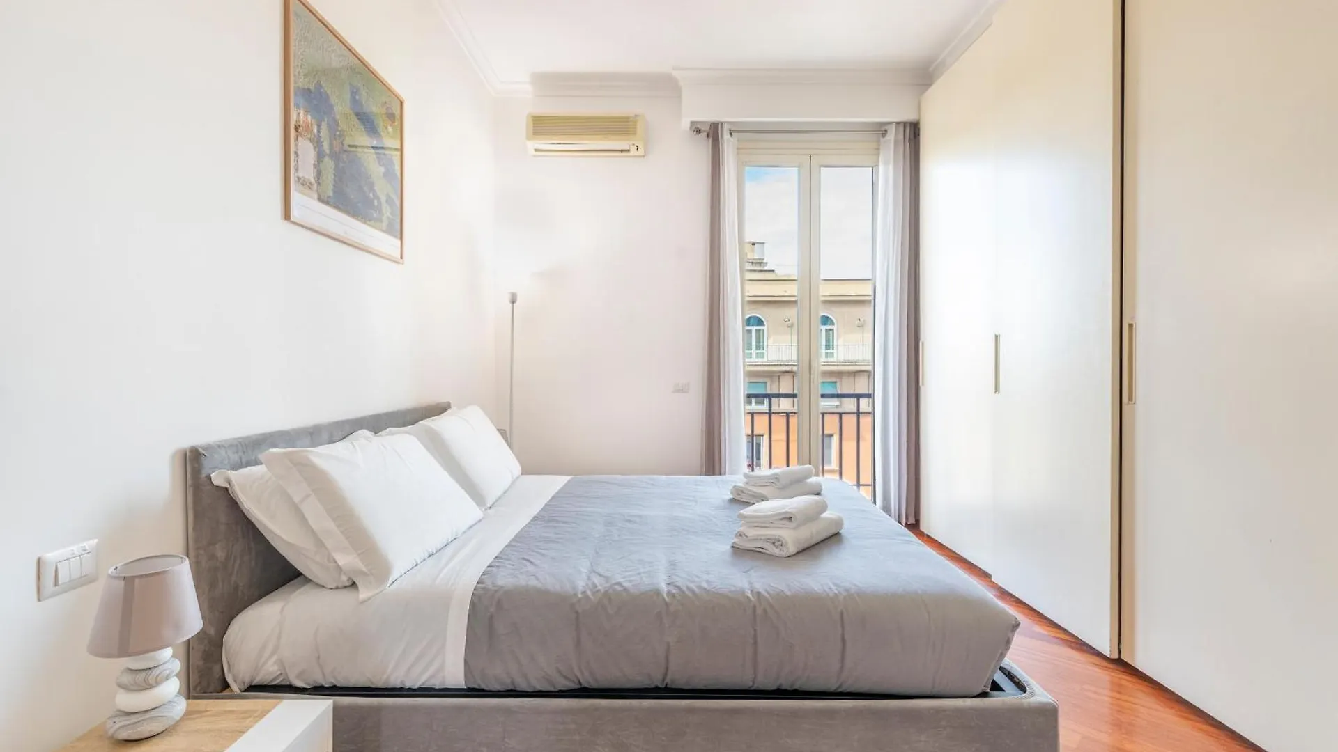 Vatican Art Apartment Rzym